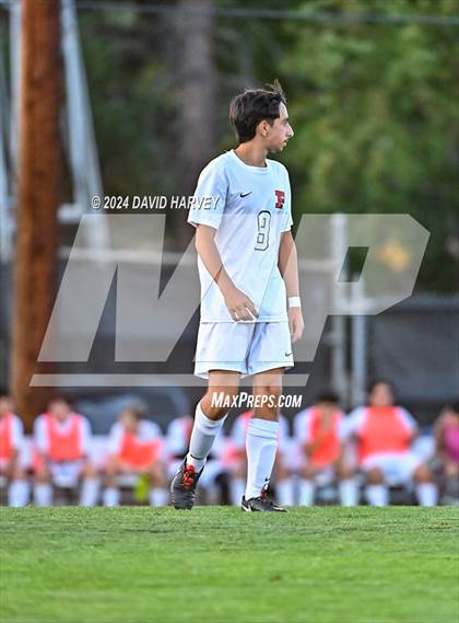 Thumbnail 3 in Lakewood vs Pomona photogallery.