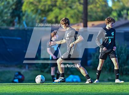 Thumbnail 3 in Lakewood vs Pomona photogallery.