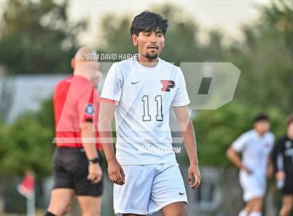 Thumbnail 3 in Lakewood vs Pomona photogallery.