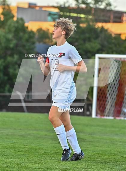 Thumbnail 2 in Lakewood vs Pomona photogallery.