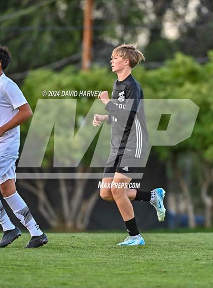 Thumbnail 1 in Lakewood vs Pomona photogallery.