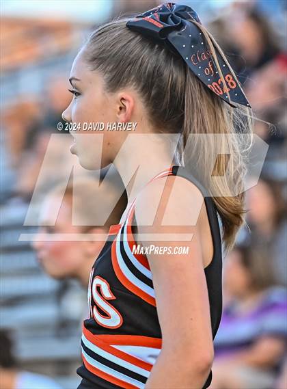 Thumbnail 1 in Lakewood vs Pomona photogallery.