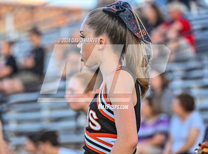 Thumbnail 3 in Lakewood vs Pomona photogallery.