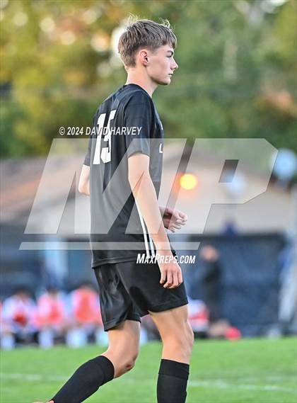 Thumbnail 3 in Lakewood vs Pomona photogallery.