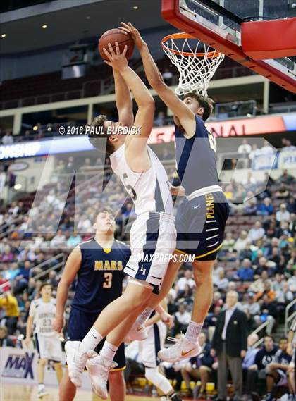 Thumbnail 2 in Abington Heights vs. Mars (PIAA AAAAA Championship) photogallery.