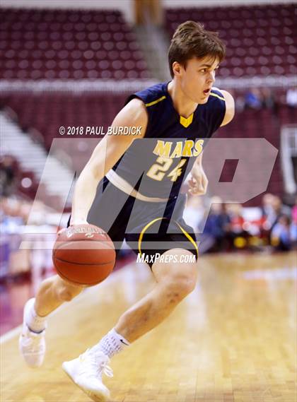 Thumbnail 2 in Abington Heights vs. Mars (PIAA AAAAA Championship) photogallery.