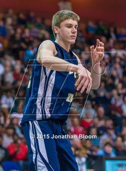 Thumbnail 2 in Notre Dame Catholic vs. Weaver (CIAC Class M Final) photogallery.