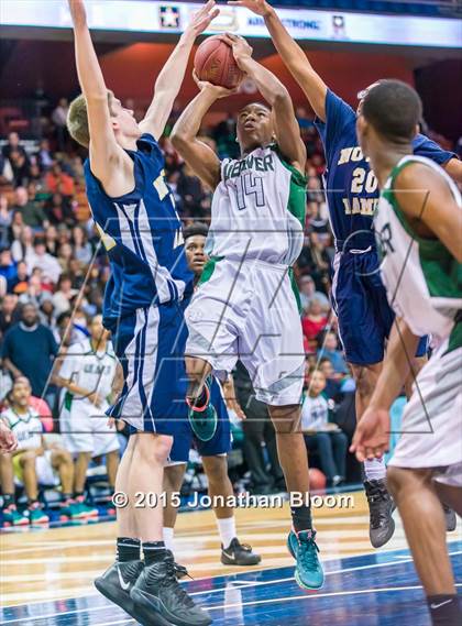 Thumbnail 3 in Notre Dame Catholic vs. Weaver (CIAC Class M Final) photogallery.