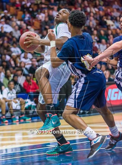 Thumbnail 1 in Notre Dame Catholic vs. Weaver (CIAC Class M Final) photogallery.