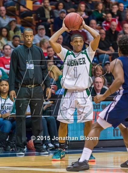 Thumbnail 3 in Notre Dame Catholic vs. Weaver (CIAC Class M Final) photogallery.