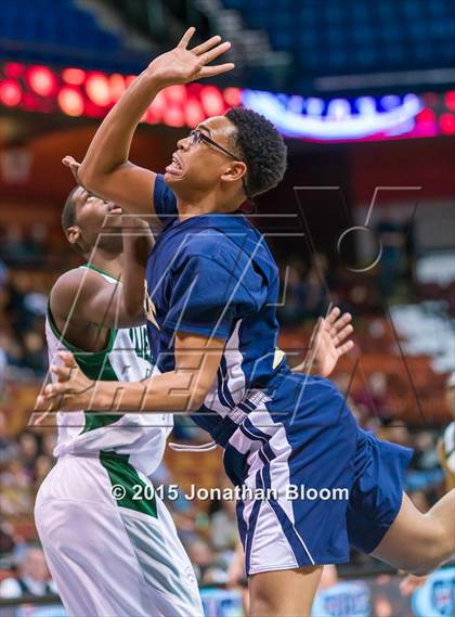 Thumbnail 3 in Notre Dame Catholic vs. Weaver (CIAC Class M Final) photogallery.