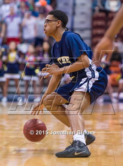 Thumbnail 1 in Notre Dame Catholic vs. Weaver (CIAC Class M Final) photogallery.