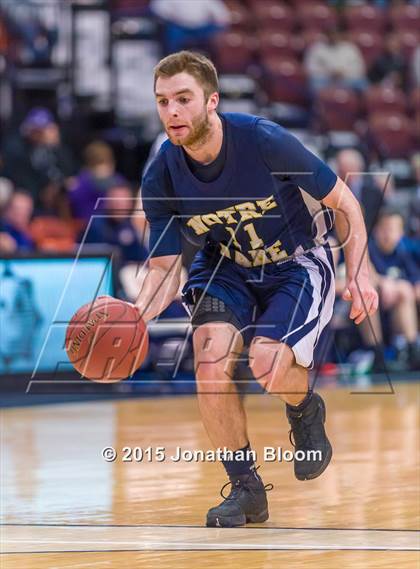 Thumbnail 1 in Notre Dame Catholic vs. Weaver (CIAC Class M Final) photogallery.