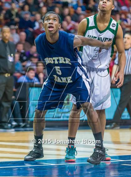 Thumbnail 2 in Notre Dame Catholic vs. Weaver (CIAC Class M Final) photogallery.