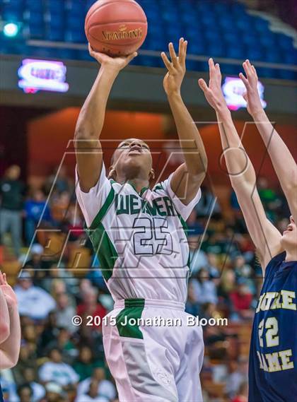 Thumbnail 3 in Notre Dame Catholic vs. Weaver (CIAC Class M Final) photogallery.