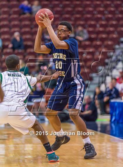 Thumbnail 2 in Notre Dame Catholic vs. Weaver (CIAC Class M Final) photogallery.