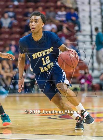 Thumbnail 2 in Notre Dame Catholic vs. Weaver (CIAC Class M Final) photogallery.