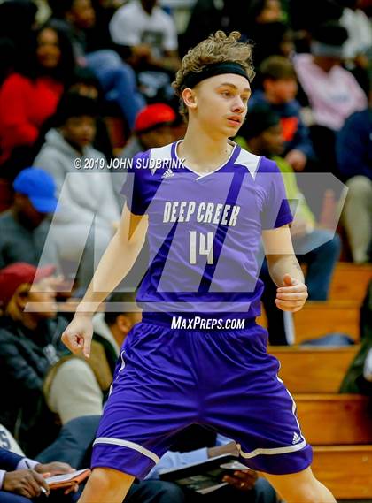 Thumbnail 2 in Washington County (Plymouth) vs Deep Creek (Robert L. Vaughan Border Clash Basketball Invitational) photogallery.