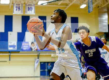 Thumbnail 1 in Washington County (Plymouth) vs Deep Creek (Robert L. Vaughan Border Clash Basketball Invitational) photogallery.