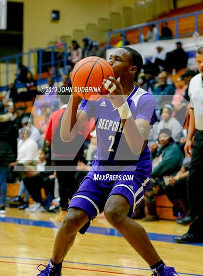 Thumbnail 1 in Washington County (Plymouth) vs Deep Creek (Robert L. Vaughan Border Clash Basketball Invitational) photogallery.