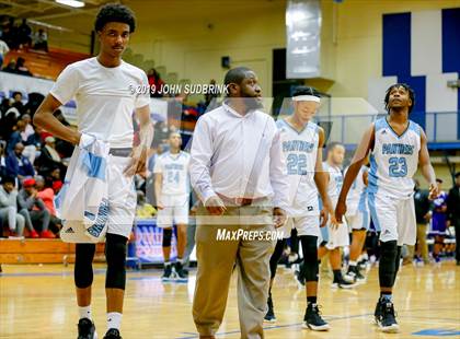 Thumbnail 2 in Washington County (Plymouth) vs Deep Creek (Robert L. Vaughan Border Clash Basketball Invitational) photogallery.