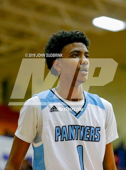 Thumbnail 2 in Washington County (Plymouth) vs Deep Creek (Robert L. Vaughan Border Clash Basketball Invitational) photogallery.