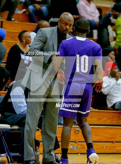 Thumbnail 2 in Washington County (Plymouth) vs Deep Creek (Robert L. Vaughan Border Clash Basketball Invitational) photogallery.