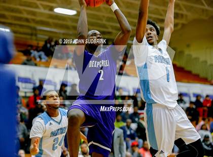 Thumbnail 2 in Washington County (Plymouth) vs Deep Creek (Robert L. Vaughan Border Clash Basketball Invitational) photogallery.
