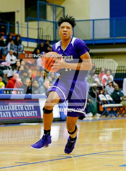 Thumbnail 3 in Washington County (Plymouth) vs Deep Creek (Robert L. Vaughan Border Clash Basketball Invitational) photogallery.