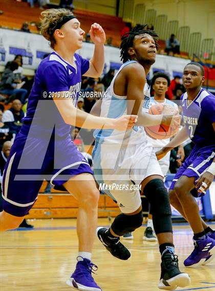 Thumbnail 2 in Washington County (Plymouth) vs Deep Creek (Robert L. Vaughan Border Clash Basketball Invitational) photogallery.