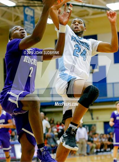 Thumbnail 2 in Washington County (Plymouth) vs Deep Creek (Robert L. Vaughan Border Clash Basketball Invitational) photogallery.