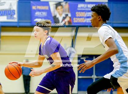 Thumbnail 1 in Washington County (Plymouth) vs Deep Creek (Robert L. Vaughan Border Clash Basketball Invitational) photogallery.