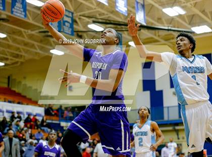 Thumbnail 2 in Washington County (Plymouth) vs Deep Creek (Robert L. Vaughan Border Clash Basketball Invitational) photogallery.