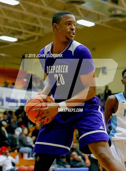Thumbnail 2 in Washington County (Plymouth) vs Deep Creek (Robert L. Vaughan Border Clash Basketball Invitational) photogallery.