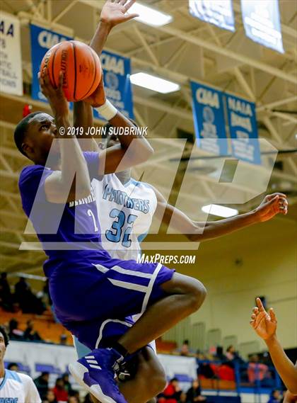 Thumbnail 3 in Washington County (Plymouth) vs Deep Creek (Robert L. Vaughan Border Clash Basketball Invitational) photogallery.