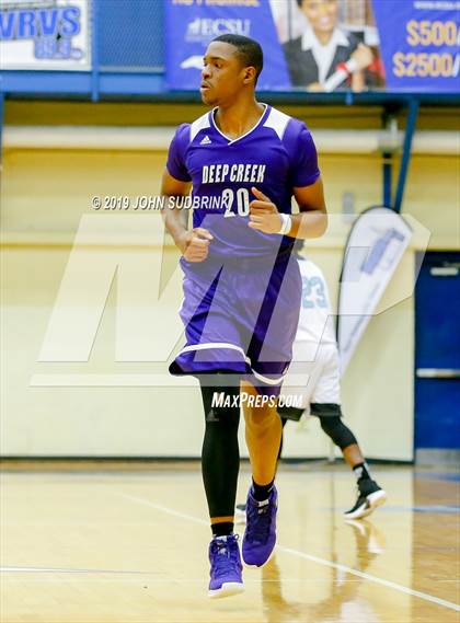 Thumbnail 3 in Washington County (Plymouth) vs Deep Creek (Robert L. Vaughan Border Clash Basketball Invitational) photogallery.