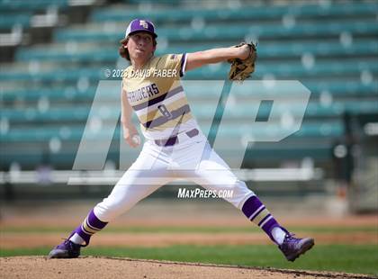 Thumbnail 2 in Bishop Guilfoyle vs. Tyrone photogallery.