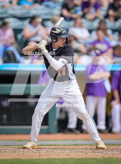 Thumbnail 3 in Bishop Guilfoyle vs. Tyrone photogallery.