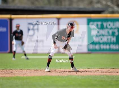 Thumbnail 1 in Bishop Guilfoyle vs. Tyrone photogallery.