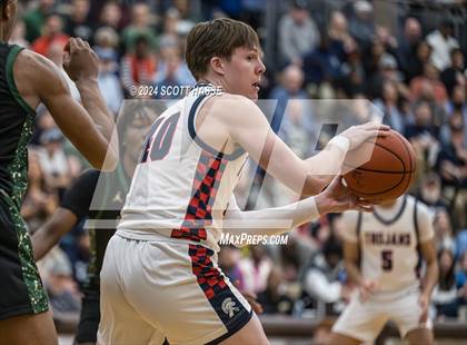 Thumbnail 2 in East Lansing vs. Ann Arbor Huron  (MHSAA Division 1 Quarter Final) photogallery.