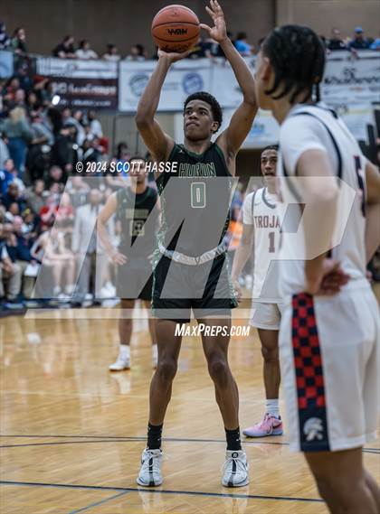 Thumbnail 2 in East Lansing vs. Ann Arbor Huron  (MHSAA Division 1 Quarter Final) photogallery.
