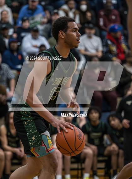 Thumbnail 3 in East Lansing vs. Ann Arbor Huron  (MHSAA Division 1 Quarter Final) photogallery.