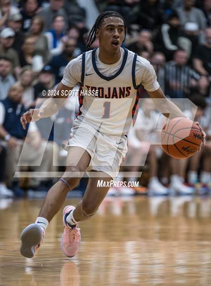 Thumbnail 2 in East Lansing vs. Ann Arbor Huron  (MHSAA Division 1 Quarter Final) photogallery.