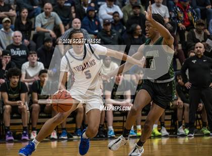Thumbnail 2 in East Lansing vs. Ann Arbor Huron  (MHSAA Division 1 Quarter Final) photogallery.