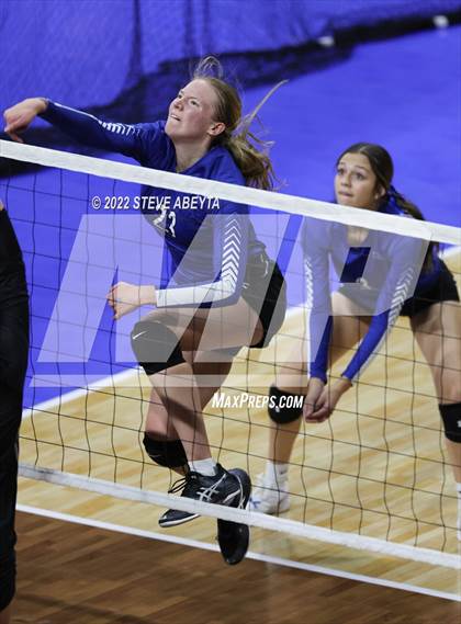 Thumbnail 2 in Denver Christian vs. Dayspring Christian Academy (CHSAA 2A 3rd Round) photogallery.