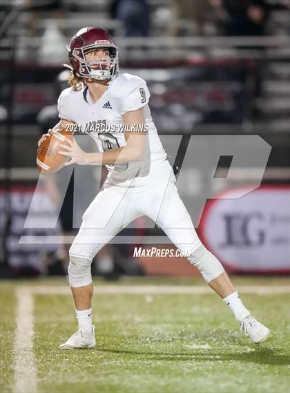 Thumbnail 1 in Mountain Ridge @ Williams Field (AIA 6A Quarterfinal Playoff)  photogallery.