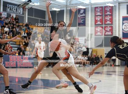 Thumbnail 3 in Salesian College Preparatory vs. California (CIF NCS D1 Final) photogallery.