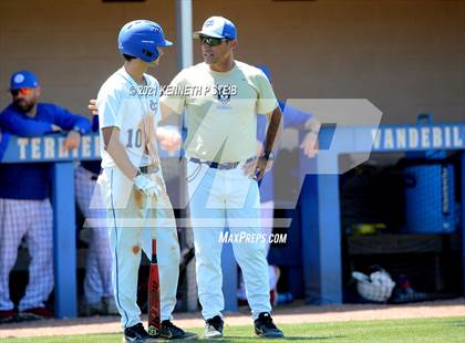 Thumbnail 1 in Evangel Christian Academy @ Vandebilt Catholic (LHSAA 2A/4A Quarterfinal) photogallery.