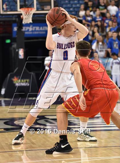 Thumbnail 3 in Folsom vs. Jesuit (CIF SJS D1 Semifinal) photogallery.