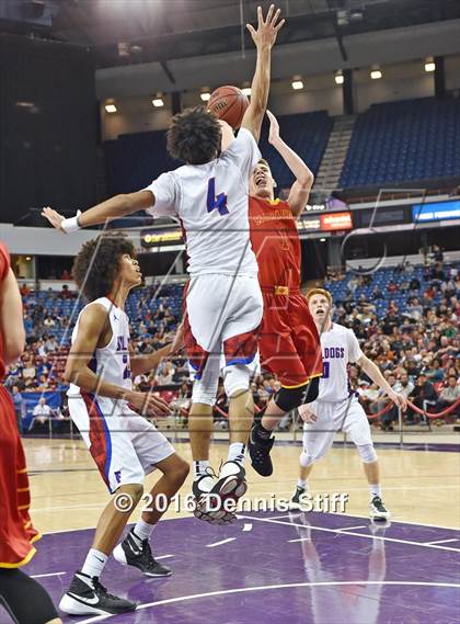 Thumbnail 2 in Folsom vs. Jesuit (CIF SJS D1 Semifinal) photogallery.